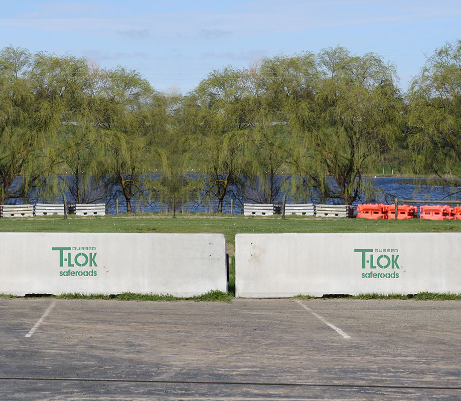 Rubber T-Lok Barrier