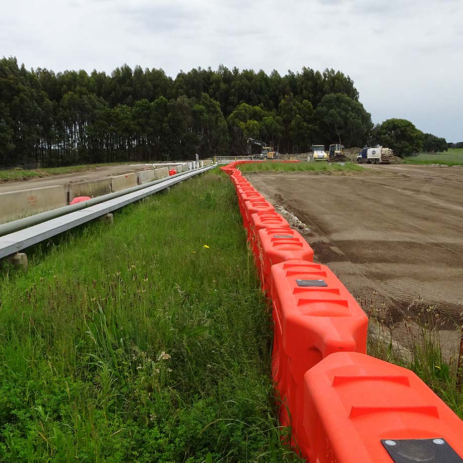 BIG Blockout Barrier