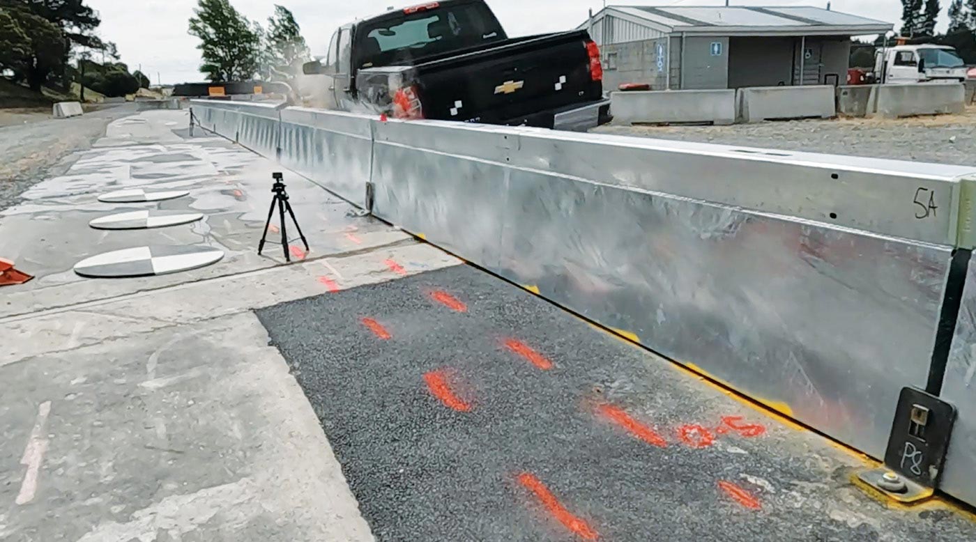 HV2 MDS Barrier MASH TL-3 crash test impact