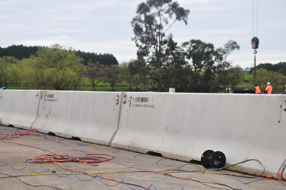 rubber t-lok barrier Australia